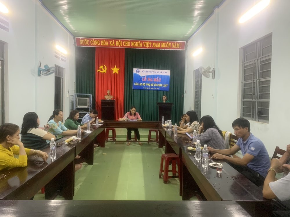 Hội LHPN xã Tú An và xã Xuân An – thị xã An Khê tổ chức lễ ra mắt CLB “Phụ nữ với pháp luật” năm 2022.